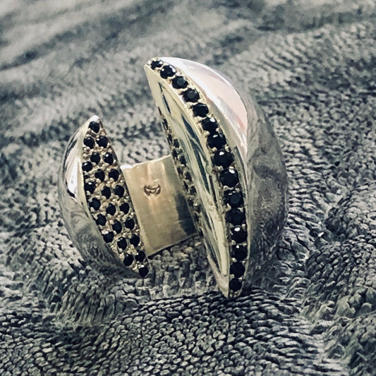 LIBERTÉ Ring Grande Edition