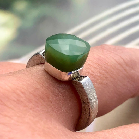 URKRAFT Jade & Naturdiamanten