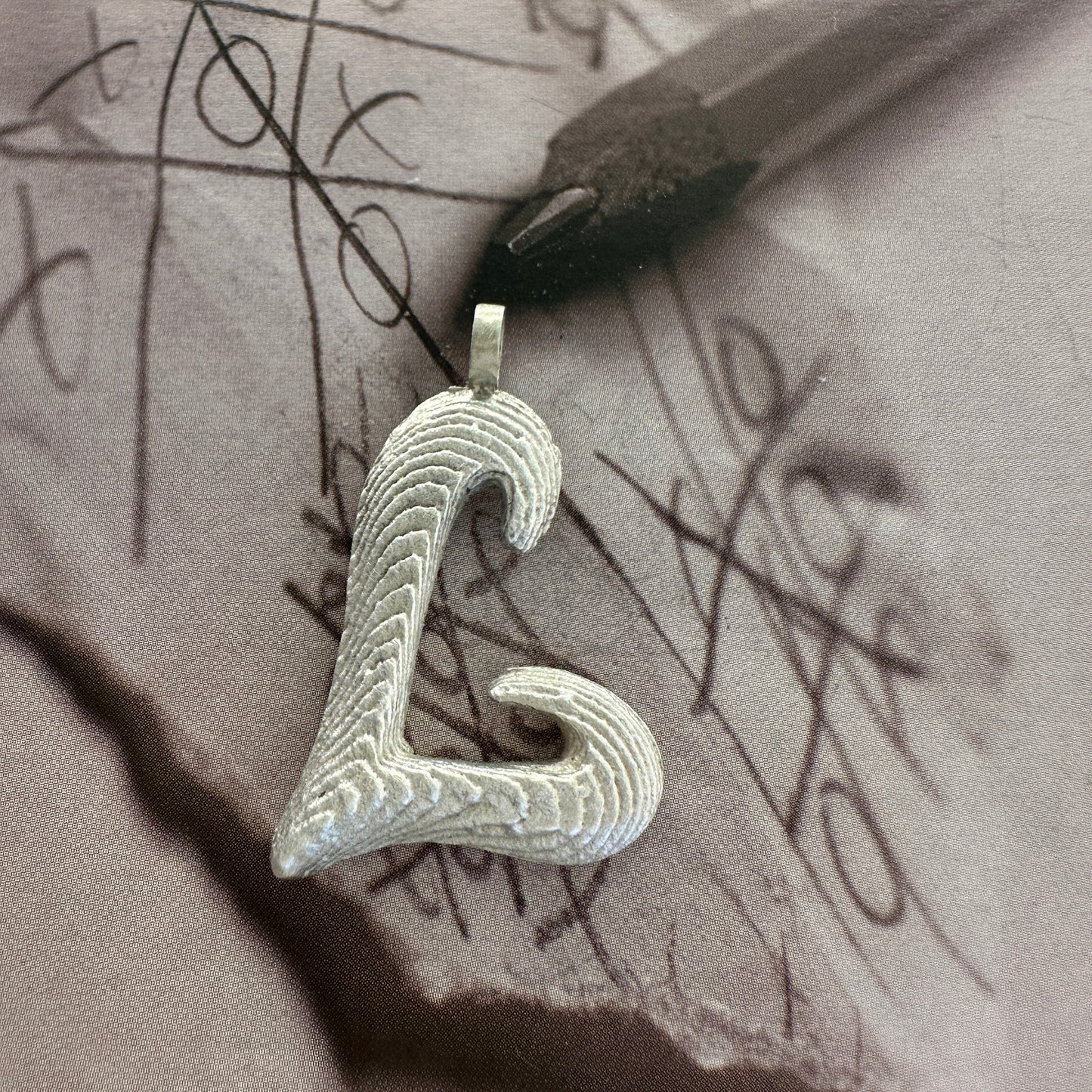 Letter L