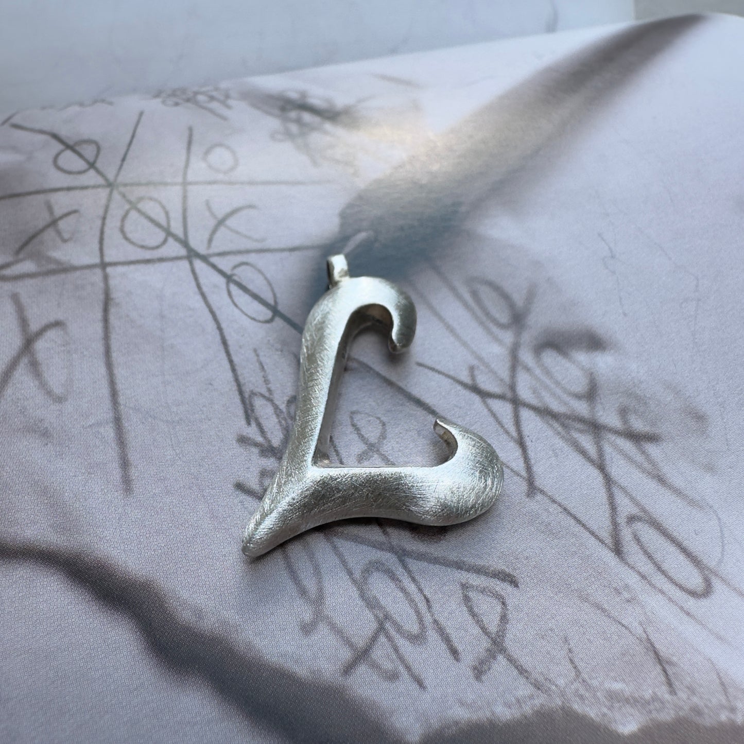 Letter L