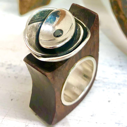 Silber Ring mit Eben Holz