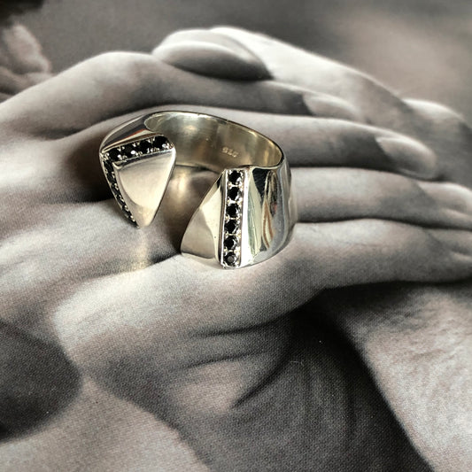 LIBERTÉ Ring Geometric Edition